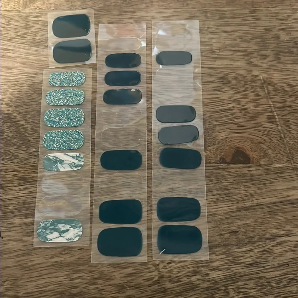 Stylish Teal and Marble gel nail strips